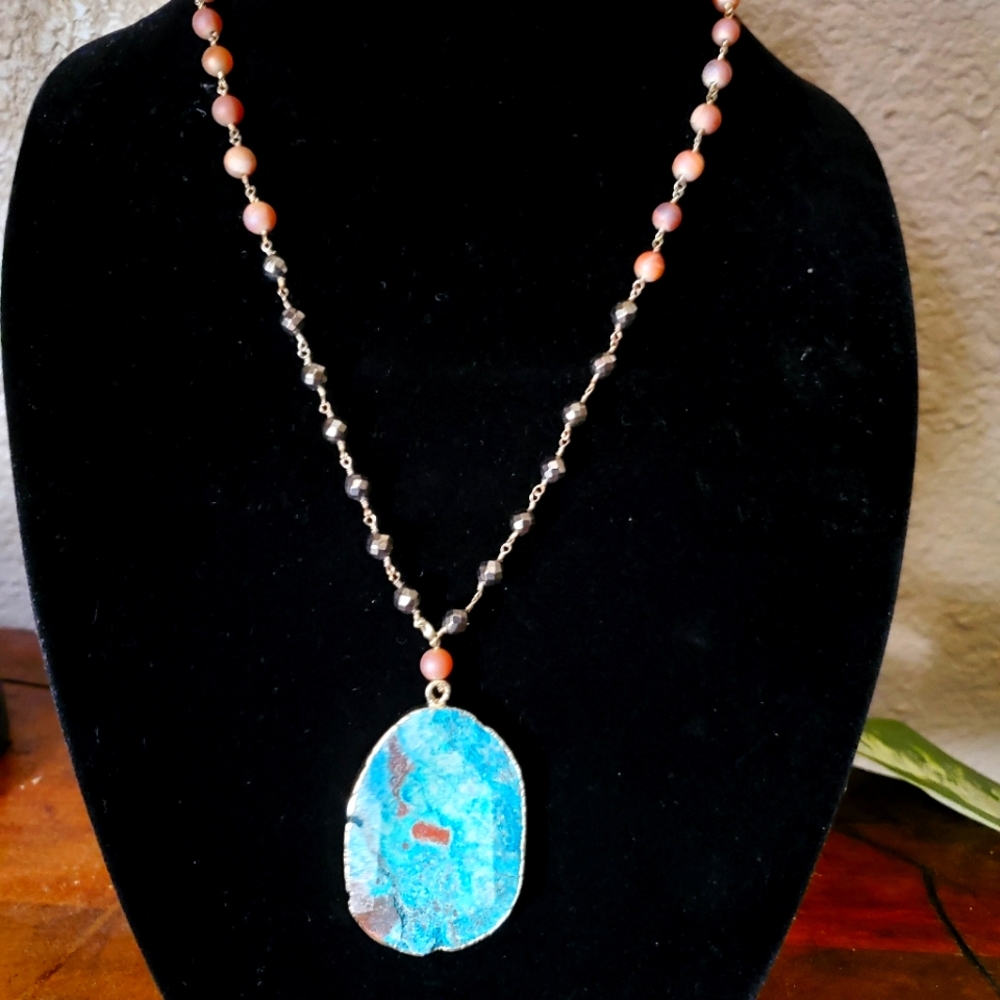 Teardrop Pendant Mixed Stone Beads Knotted Boho Necklace